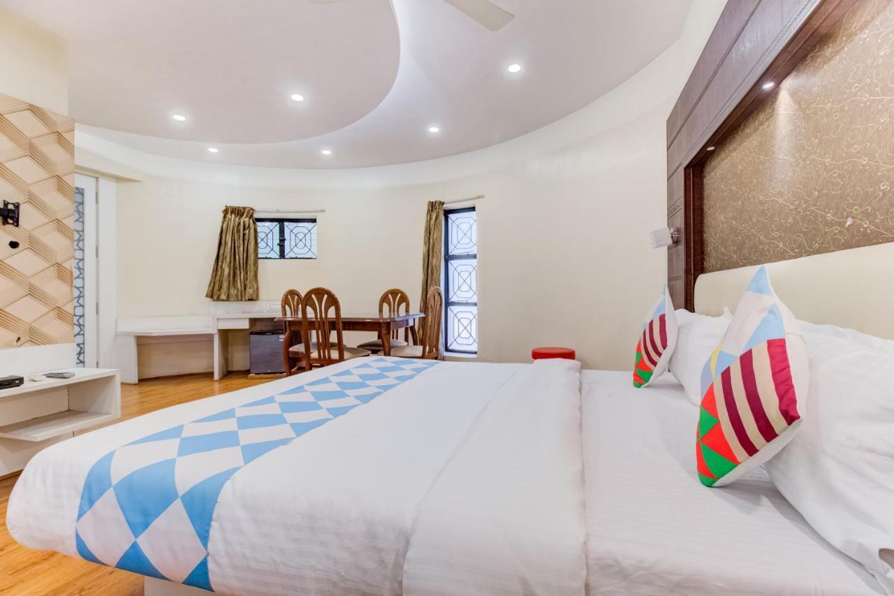 Hotel Tapovan Насик Экстерьер фото